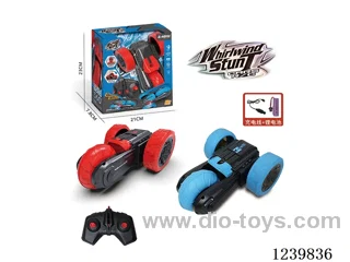 Lighted Triple Wheel Stunt Car (2.4G included battery)