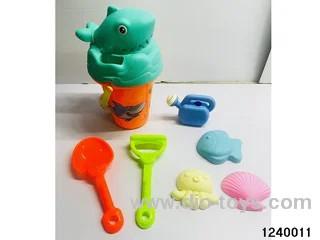 8 pcs beach toys in hangtag