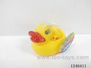 Rubber-moulded medium mother-and-baby ducks