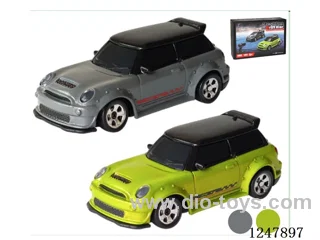 1:64 4WD Drift RC Car 2.4G with Light Included Battery