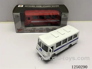 1:32 pull back alloy car