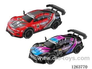 2.4G 1:20 4WD RC car with light included battery