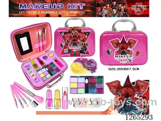 DIY Makeup Bag Nail Art Set