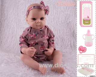 48CM Doll（Soft Rubber High-Fidelity(Hand-painted Hair, High-Quality Painting) Bottle, Magnetic Sippy Cup, Diapers, Birth card