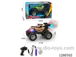 2.4G(1:16) 4ch rc car with light/spray included battery