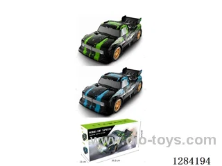 1:16 4WD 2.4G RC car with light/spray included battery