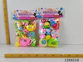 2 mixed Tea Sets + Pony + KT Cat