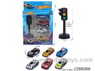 Traffic lights + 4 pull-back tin police cars