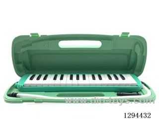 32-key harmonica