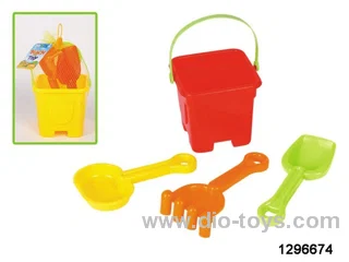 beach toys set in net bag
