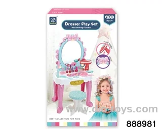 dresser play set W L/M in color box