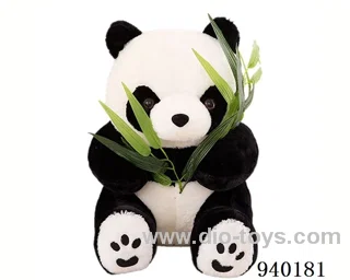 12cm seated Panda in Hangtag