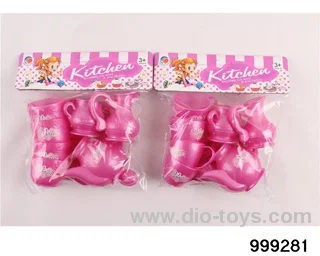 Pearlescent tableware in PVC bag