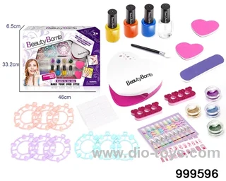 Manicure Kits in window box