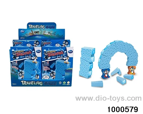 Penguins fold ice in display box
