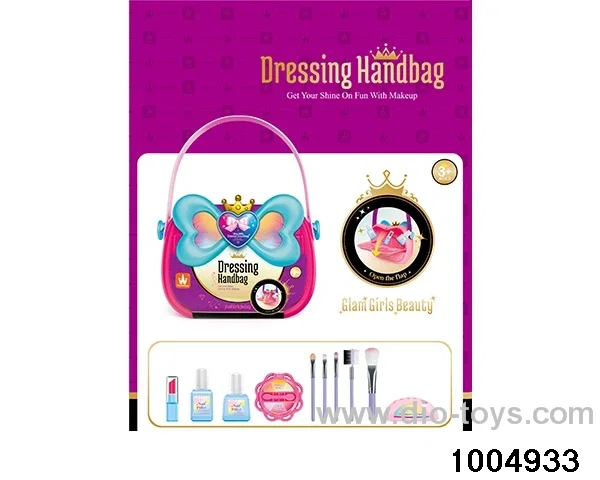 Beauty handbag in paper card