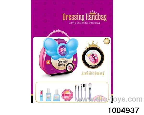 Beauty handbag in paper card