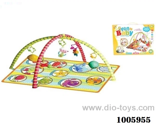 Baby playmat in Hand box