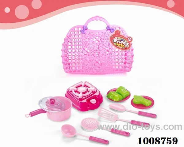 kitchen setin basket
