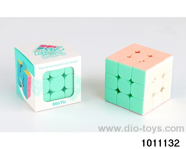 Rubik's cube in color box
