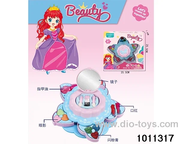 Children's cosmetics set in display box