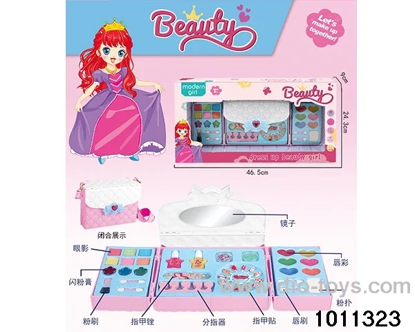 Children's cosmetics set in display box