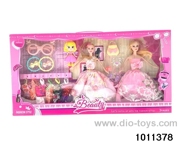 11 inch Barbie in window box