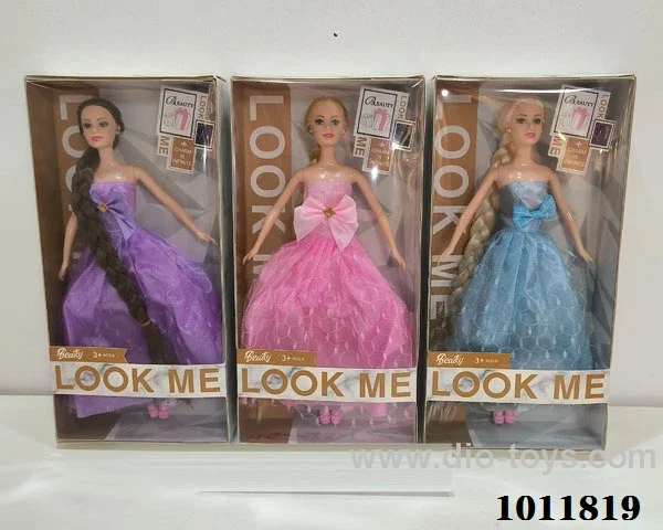 11inch Real body doll with 3 types of clothes mixed in window box