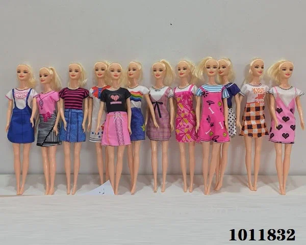 11inch doll with many types of clothes mixed in pp bag with header