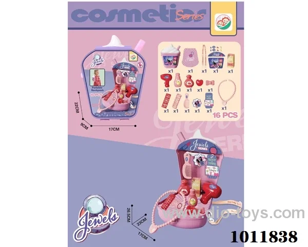 Accessories set in paper card