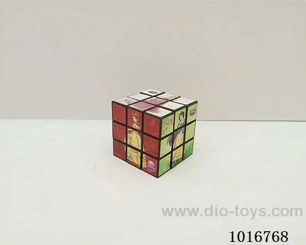 5.3cm cube in opp bag