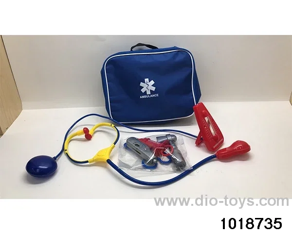 Doctor's first aid kit set in opp bag