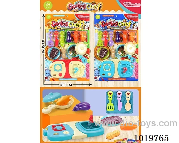 kitchen set in blister card