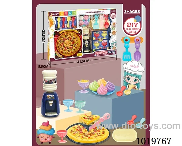 Delicious pizza place in Gilf box