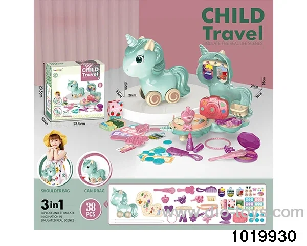 Pony travel satchel in paper card