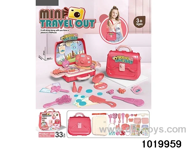 Travel Handbag in paper card