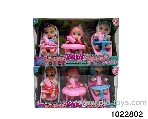 6.5-inch doll set in window box