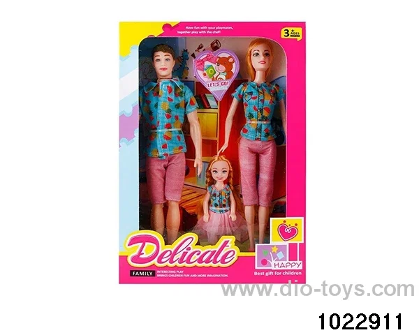 11.5 inch doll set in window box