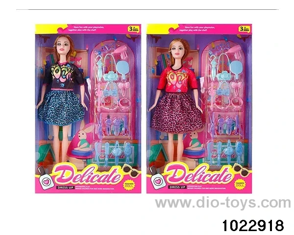 11.5 inch doll set in window box