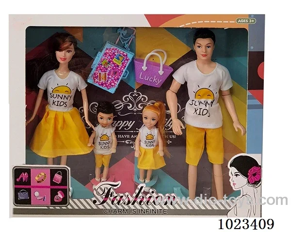 11.5inch doll family of four with suitcase&handbag in window box