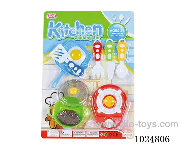 kitchen set in blister card