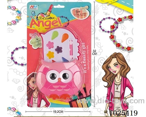 Color makeup    in  Blister card