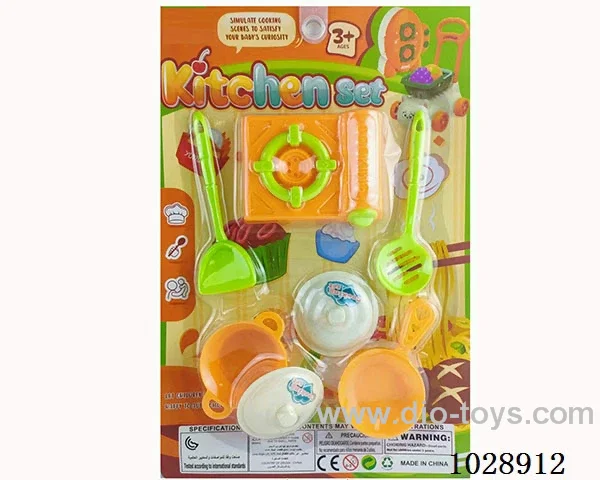 Kitchen set in blister card