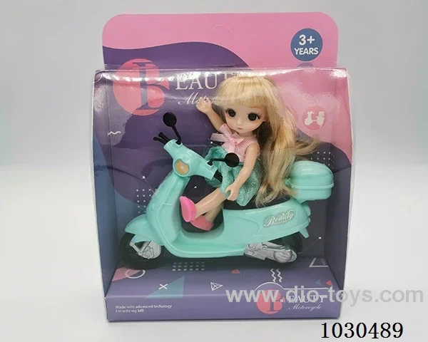 doll + motorcycle  in Display box