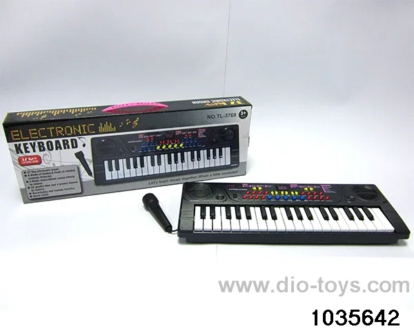 electronic keyboard in color box