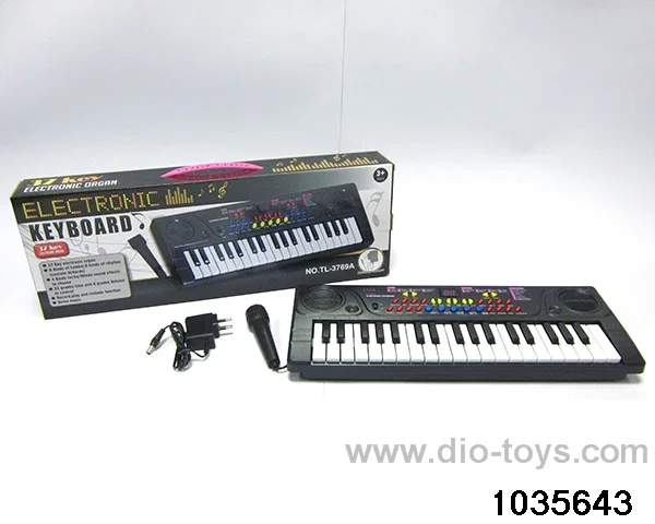 electronic keyboard in color box