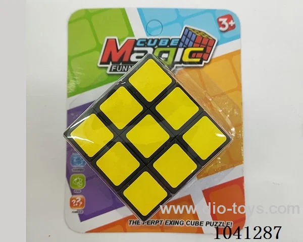 5.3cm cube in blister card