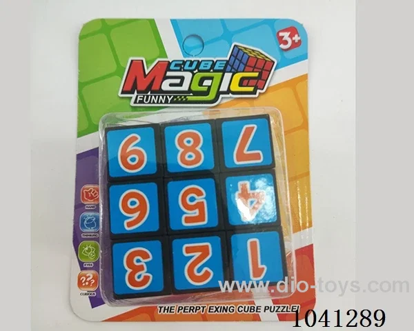 5.3cm cube in blister card