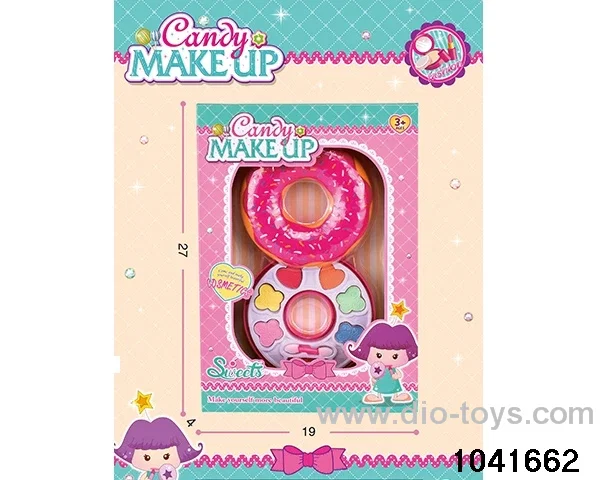 Makeup Set in window box