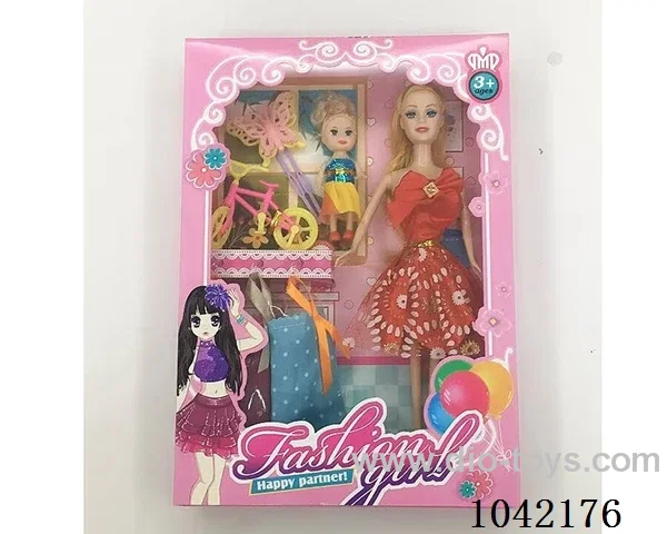 11.5inch doll in window box